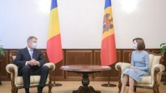 The President of Romania, Klaus Iohannis Meets President Maia Sandu