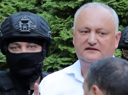 Former President Dodon remains under arrest