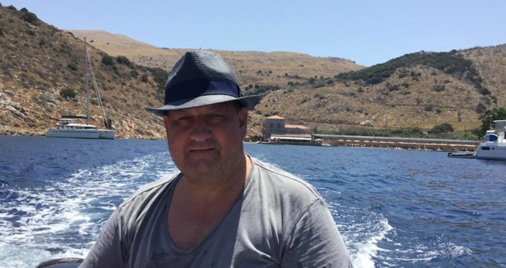 Former Minister Iurie Chirinciuc, Sentenced to Imprisonment and Sought by the Police, Posts Pictures from a Holiday at Sea