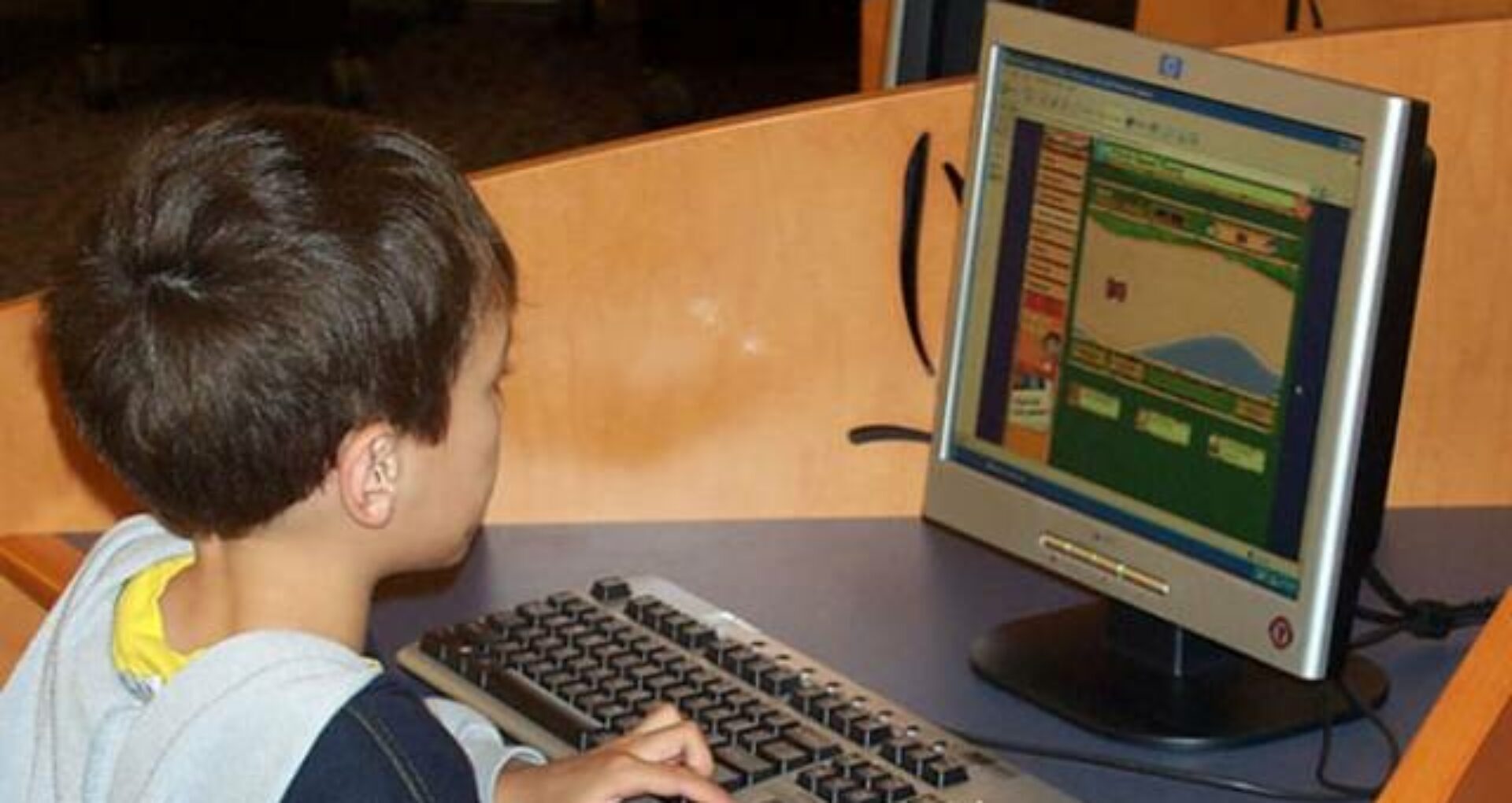 Korea’s Government Donated 150 Computers to Moldovan Public Schools