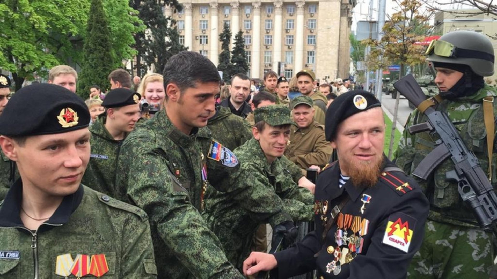 Моторола донецк. Моторола и Гиви Донбасс. Гиви Моторола Жога. Герои Донбасса Моторола и Гиви. Гиви Моторола Захарченко.