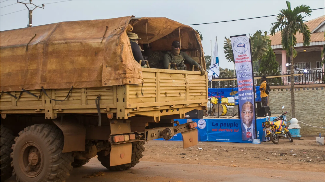 Любительница автостопа расплатилась за поездку на машине развратным сексом