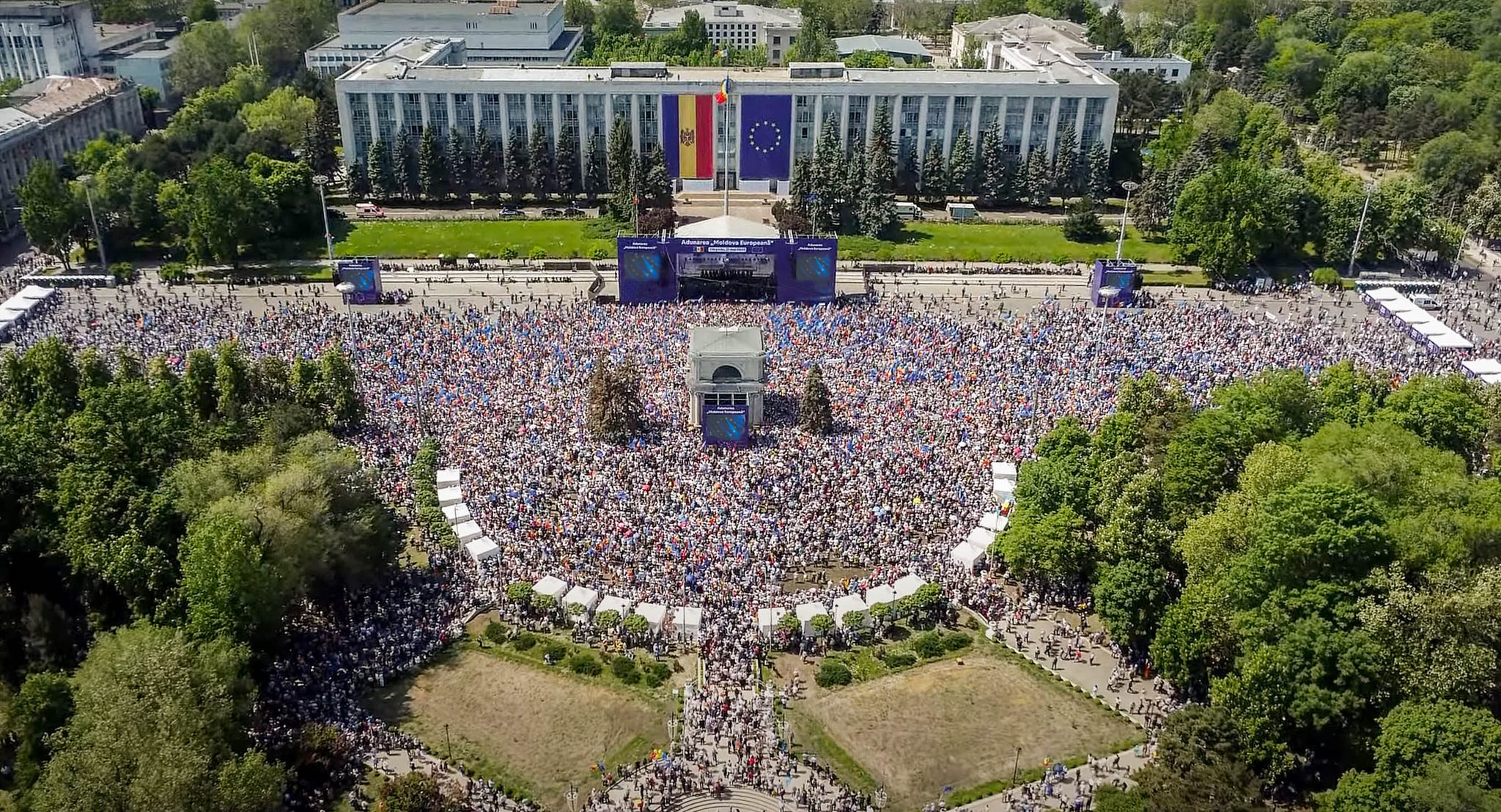 Молдавия статус. Вступление Молдавии в Европейский Союз. Молдова в центре Европы. Молдавские политики. В-Кишинёве-рышкань5.