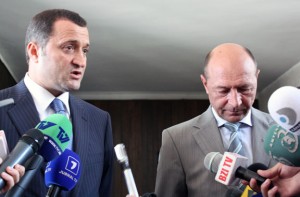 filat-si-basescu-prefectura-iasi