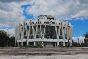 the-circus-in-chisinau-moldova-stands-derelict--surrounded-by-a-large-paved-area-which-had-once-teemed-with-life