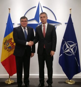Ambasador Renita si Secretarul General NATO