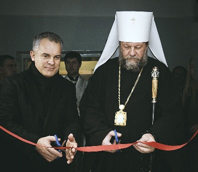 În ultimii ani, practic toți politicienii importanți (în foto: Vlad Plahotniuc, Vladimir Voronic, Vlad Filat) care s-au aflat la guvernare, au folosit biserica în scopuri politice